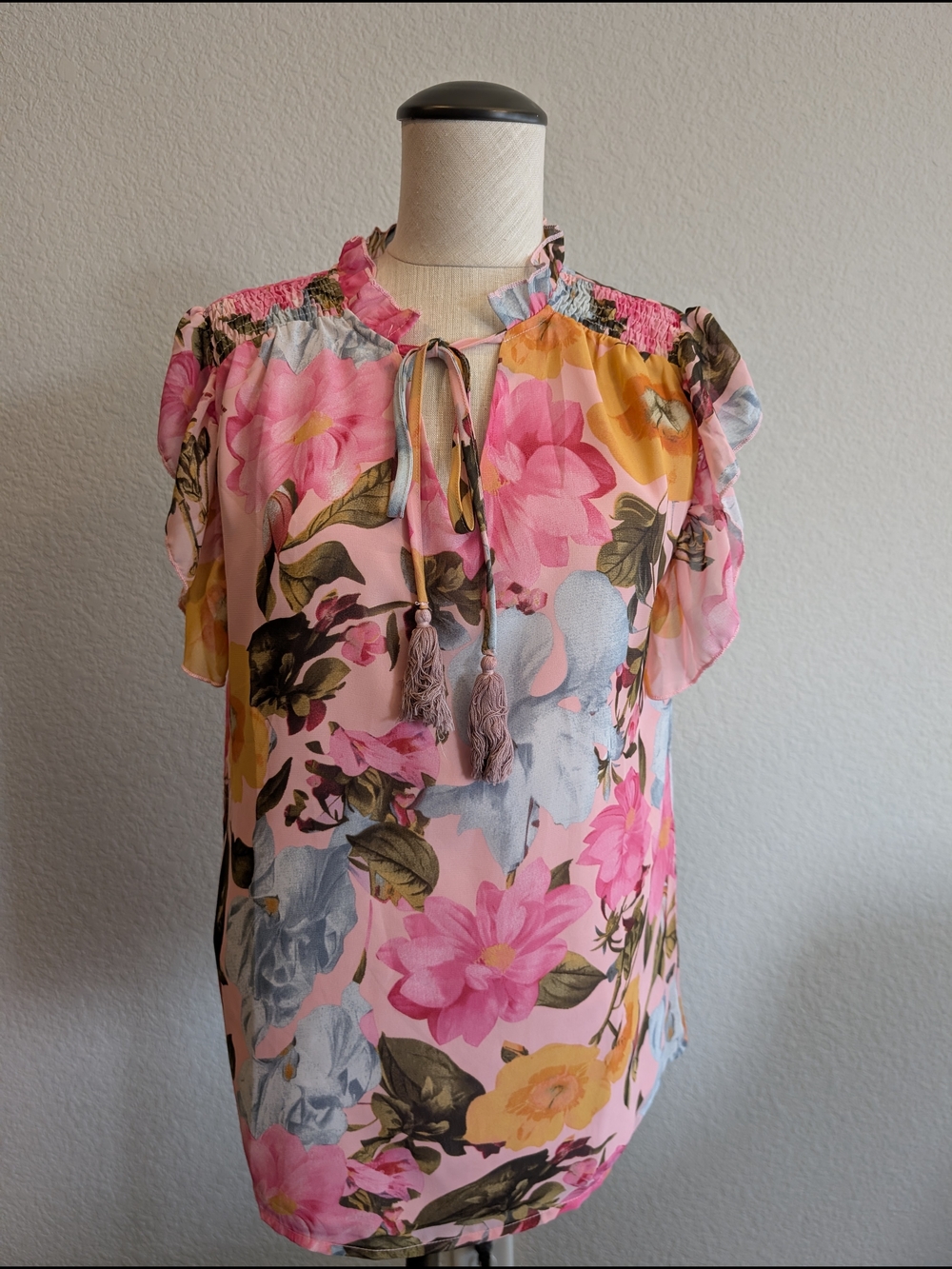 Floral Tie-Neck Pink Women’s Sz M Office Casual Blouse